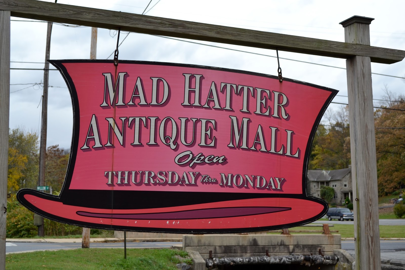 My Paisley World A Stroll Through the Mad Hatter Antique Mall in