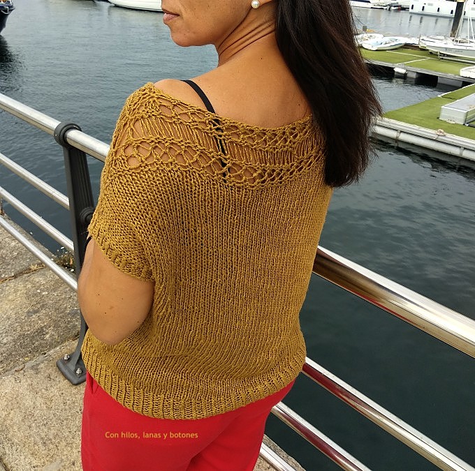 Con hilos, lanas y botones: Satawal Tee