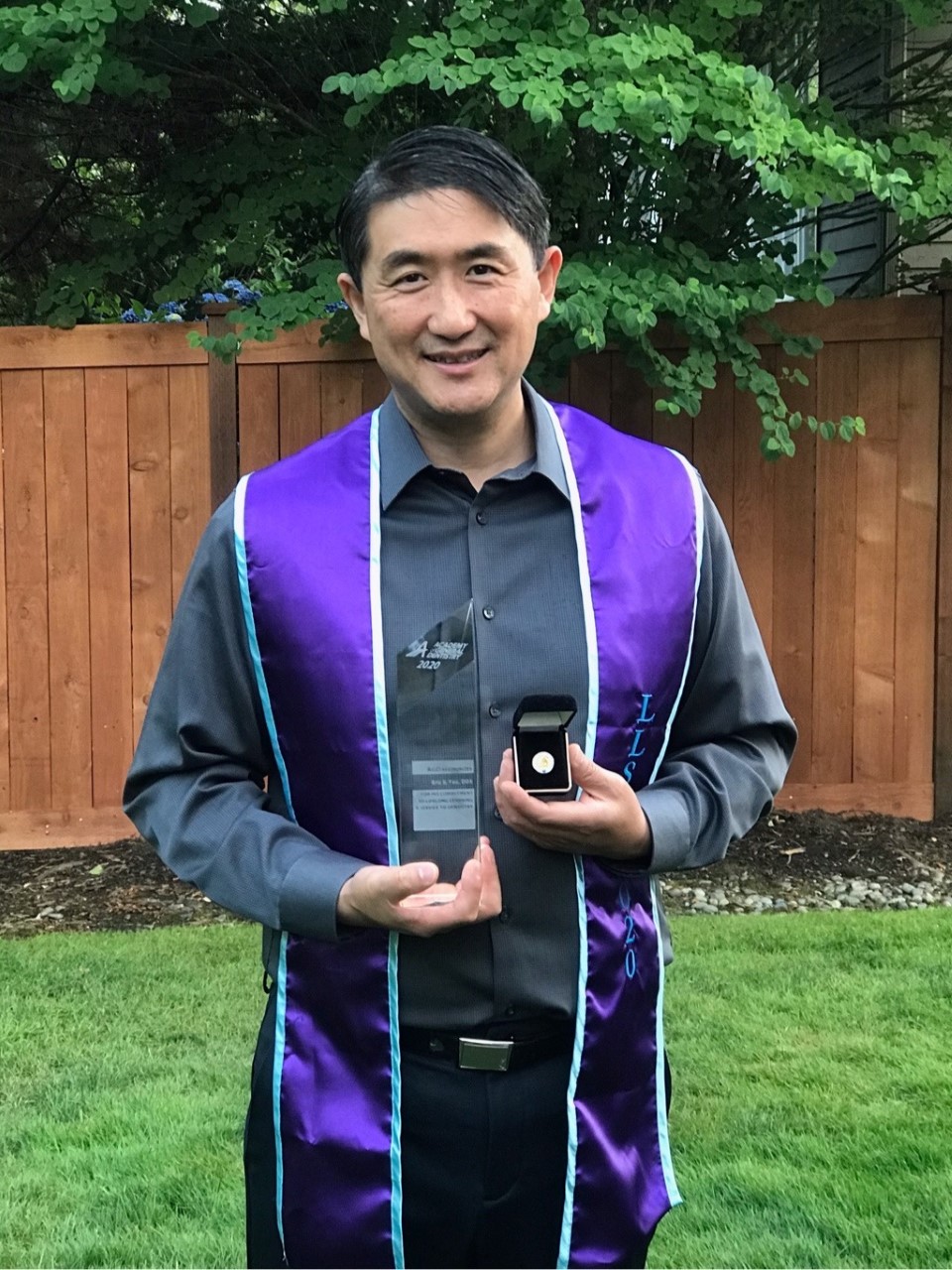 Shoreline Area News Shoreline dentist receives Lifelong Learning and Service Recognition