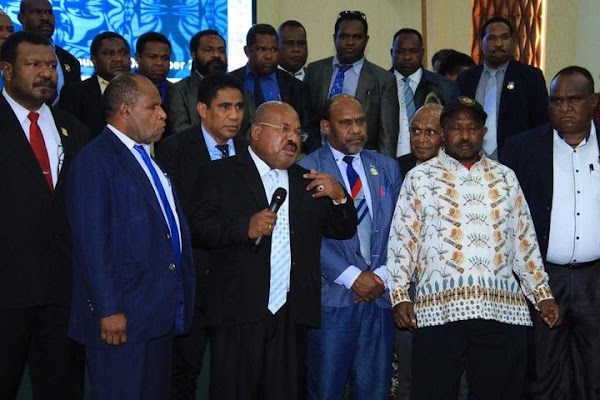 Gubernur Papua Pertanyakan Pertemuan 61 Orang Papua dengan Jokowi di Istana
