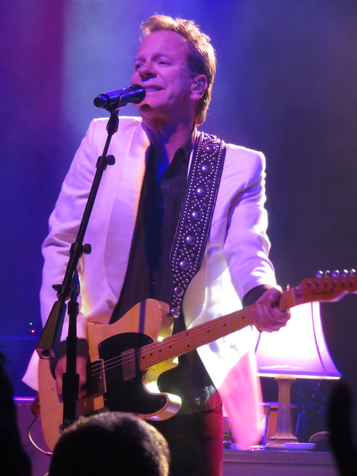 Everynight Charley's Manhattan Beat Kiefer Sutherland at Irving Plaza