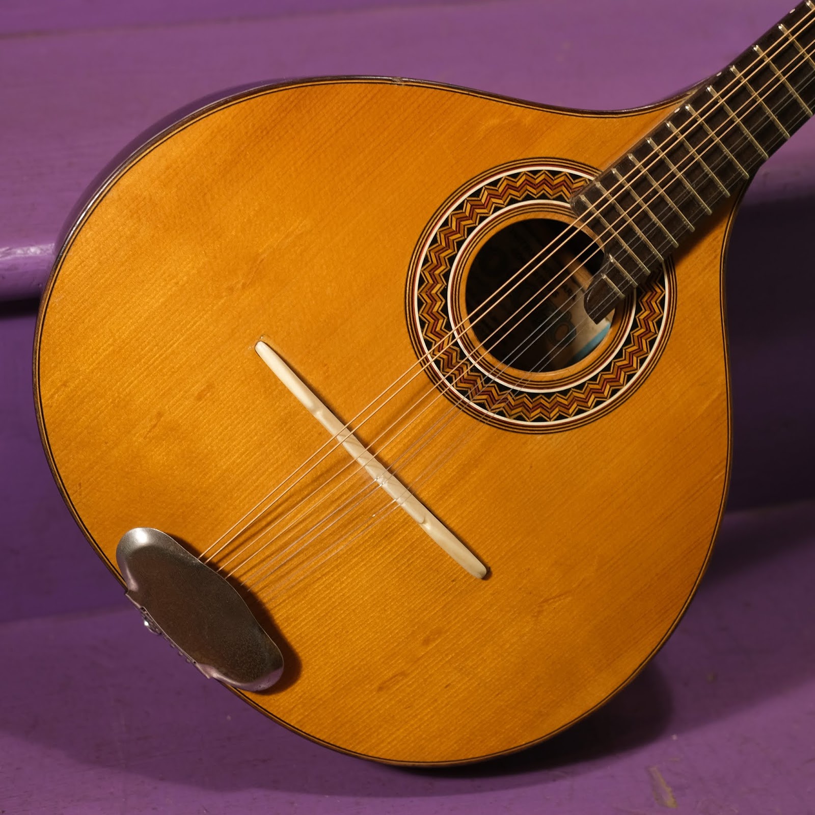 Portuguese mandolin Bandolim português Portuguese mandolin Bandolim português