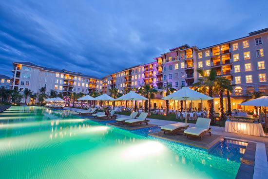 Những khách sạn, resort có hồ bơi đẹp nhất Đà Nẵng Vinpearl-premium-da-nang-105j102474
