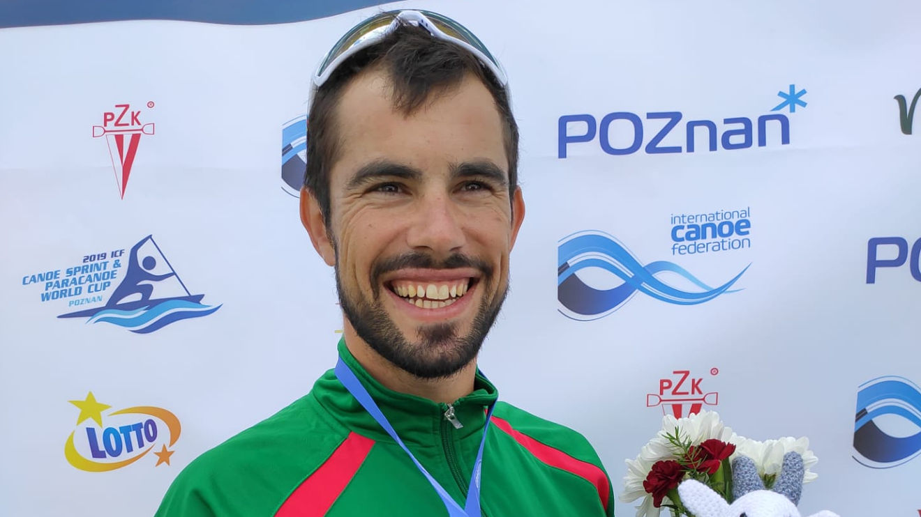 FERNANDO PIMENTA CONQUISTA A MEDALHA DE BRONZE NO MUNDIAL