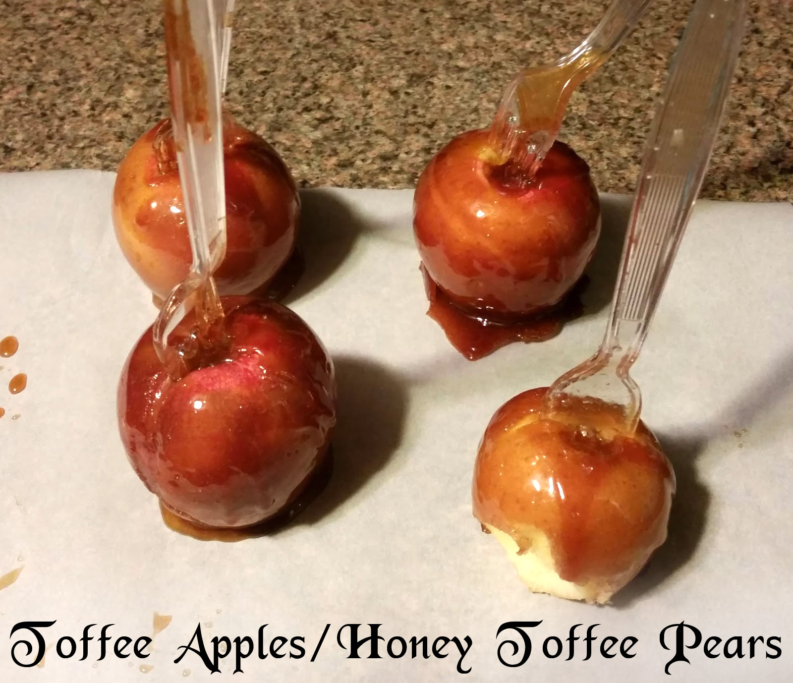 The Abbey's Kitchen Toffee Apples / Honey Toffee Pears