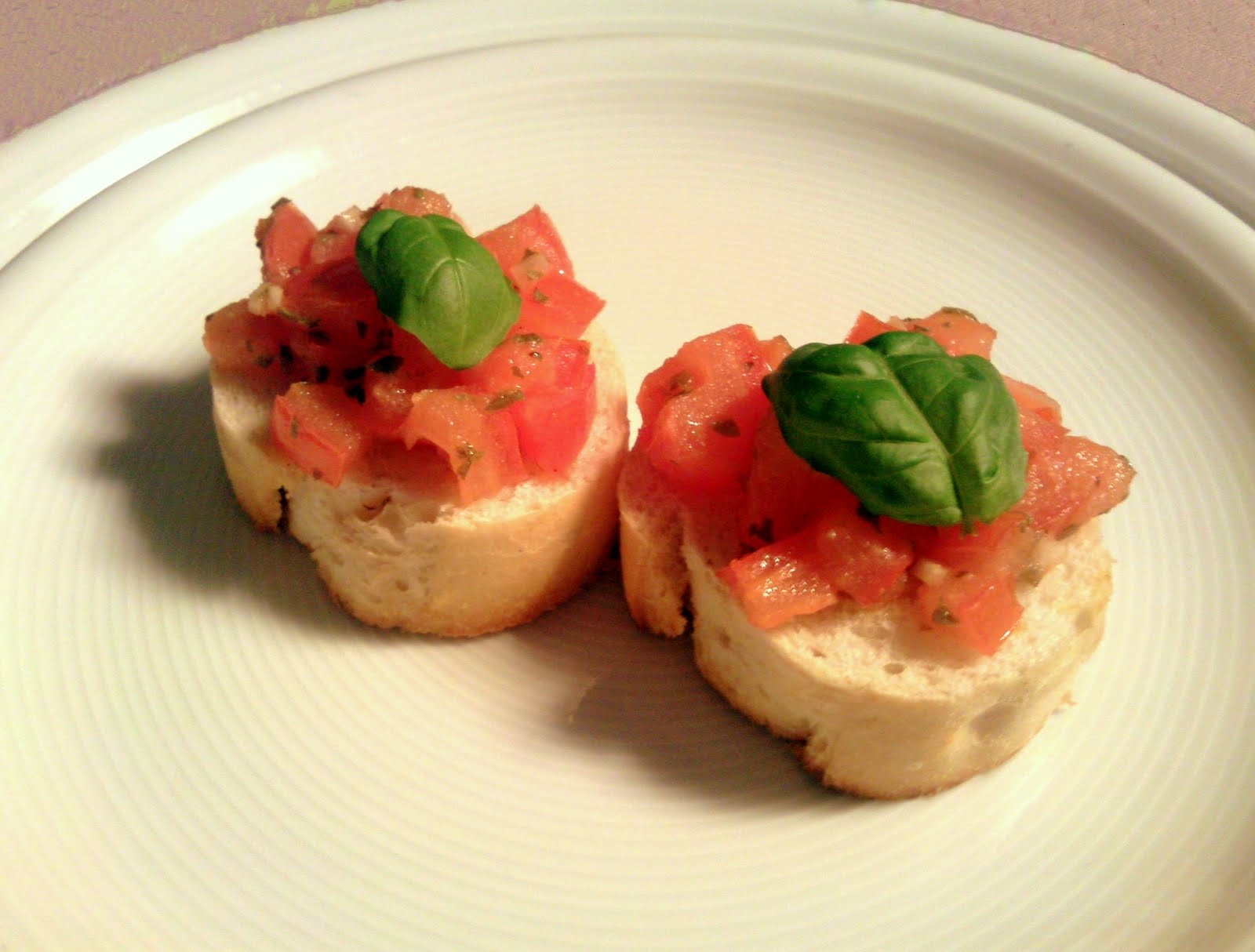 Baguette mit Tomaten-Bruschetta