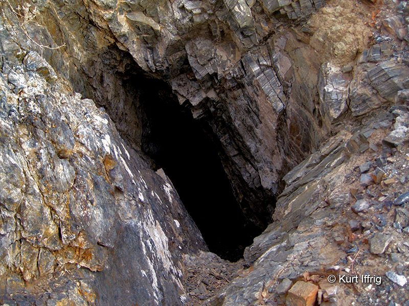 Lost Mines of Southern California Golden Bell / Blue Bell Mine