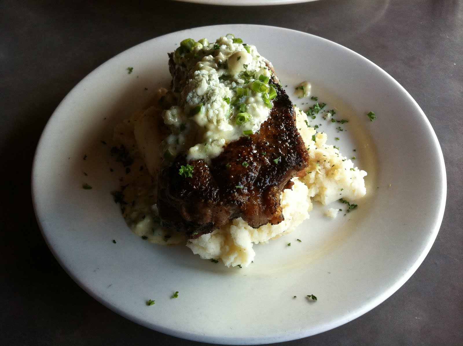 Columbia Eats! Teller's Gallery & Bar