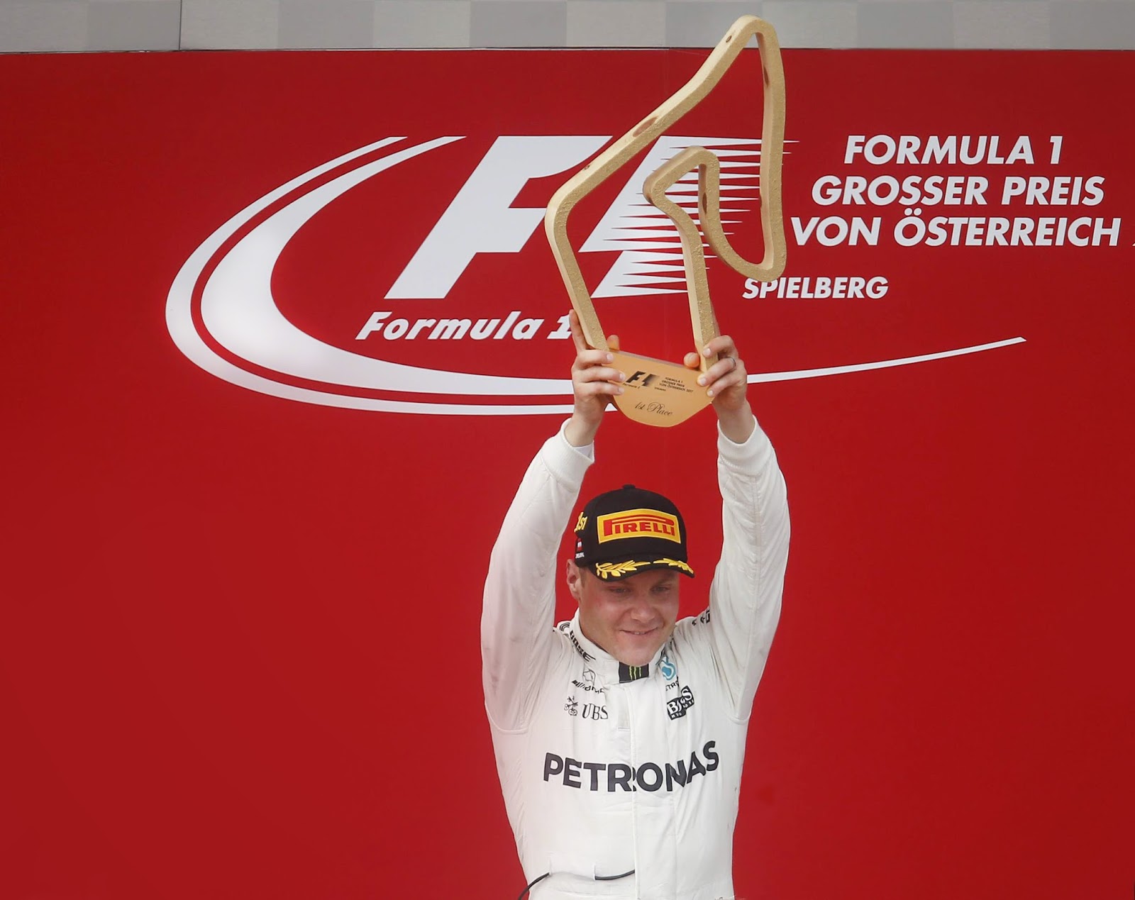 Valtteri Bottas wins the Austrian Grand Prix 2017