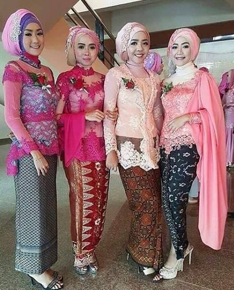 Trend Baju  Muslim Kebaya Modern Kombinasi Batik untuk 
