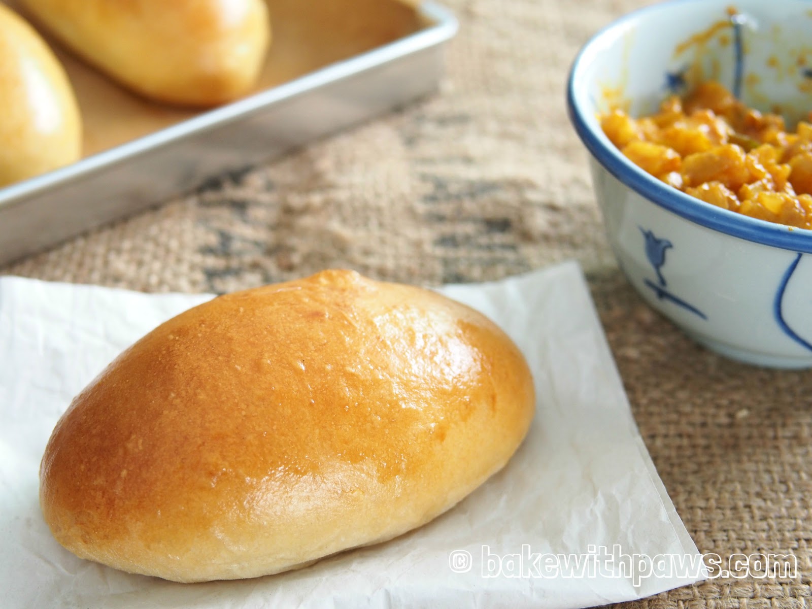 Curry Potato Buns BAKE WITH PAWS