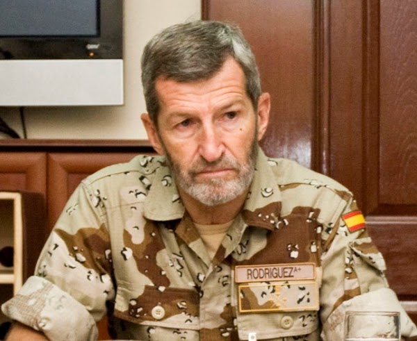 El ex general del ejército español Julio Rodríguez acusa a los medios de estar al dictado del rey Felipe VI El ex general del ejército español Julio Rodríguez acusa a los medios de estar al dictado del rey Felipe VI