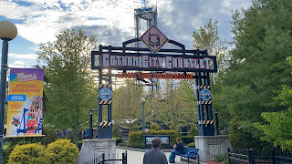 Gotham City Gauntlet Escape From Arkham Asylum Roller Coaster Entrance Sign Six Flags New England