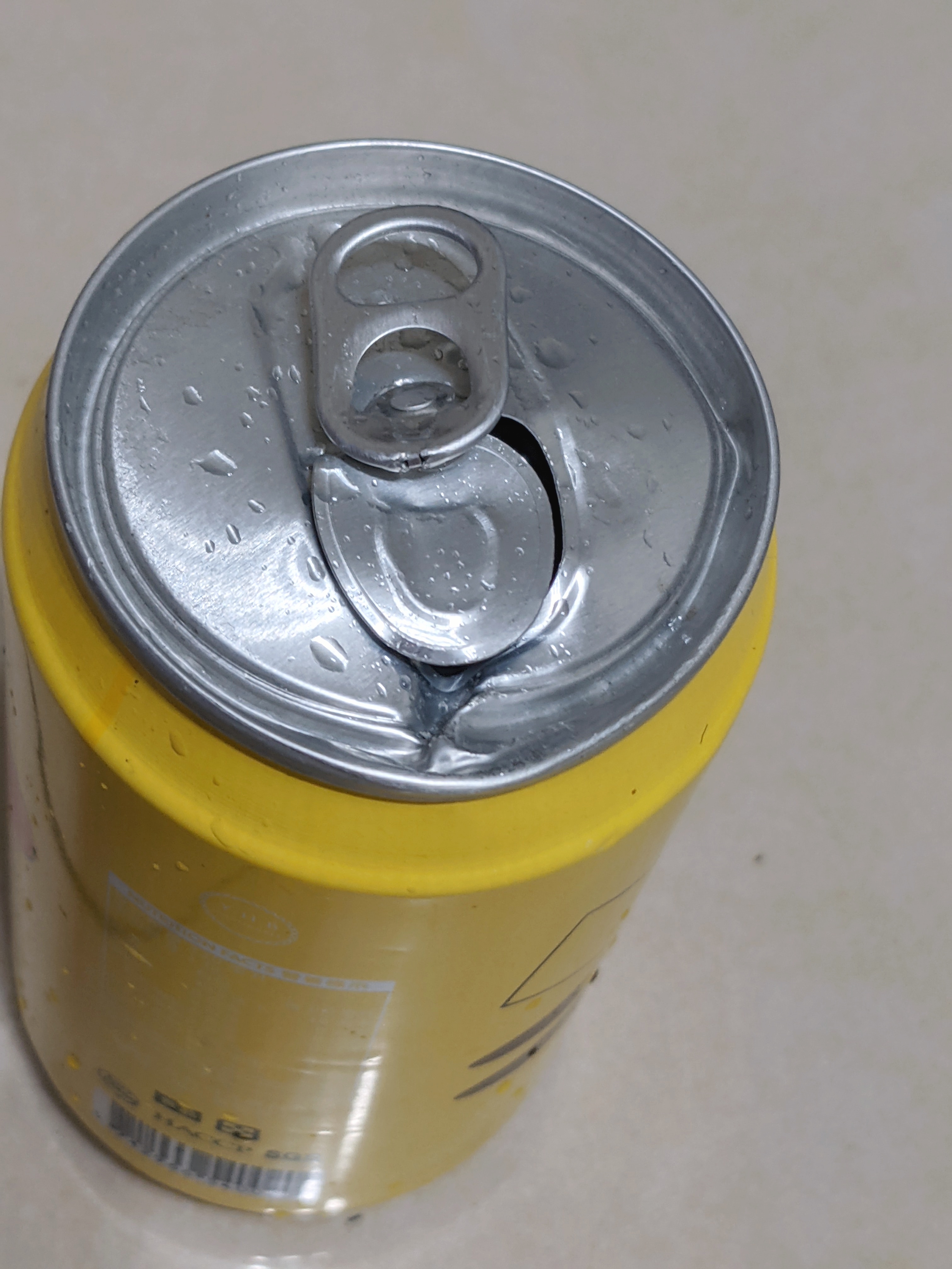 Sparklewolfie's Wonderland Soda Can Upcycle