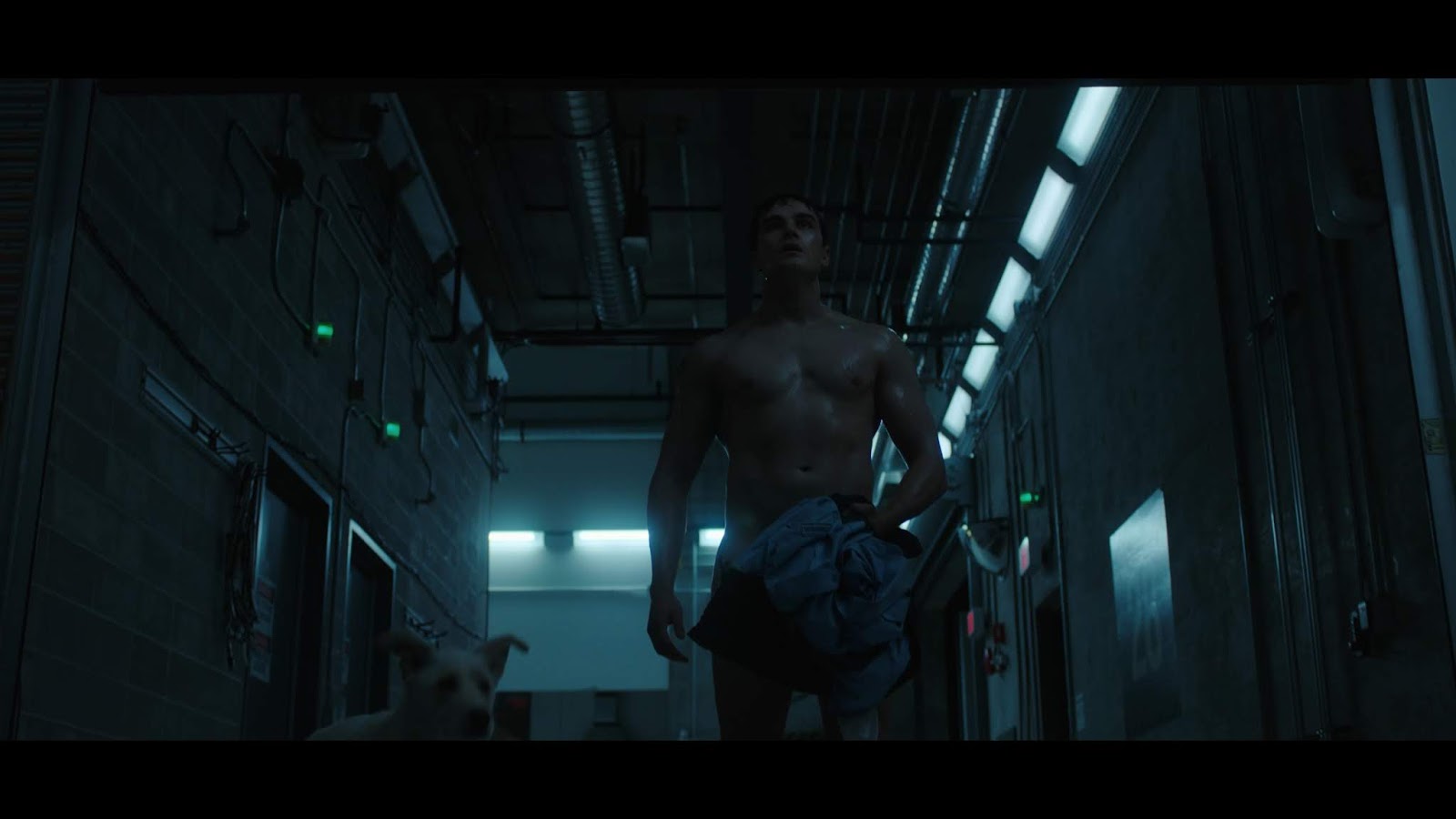 Joshua Orpin naked bum in Titans S02E06.