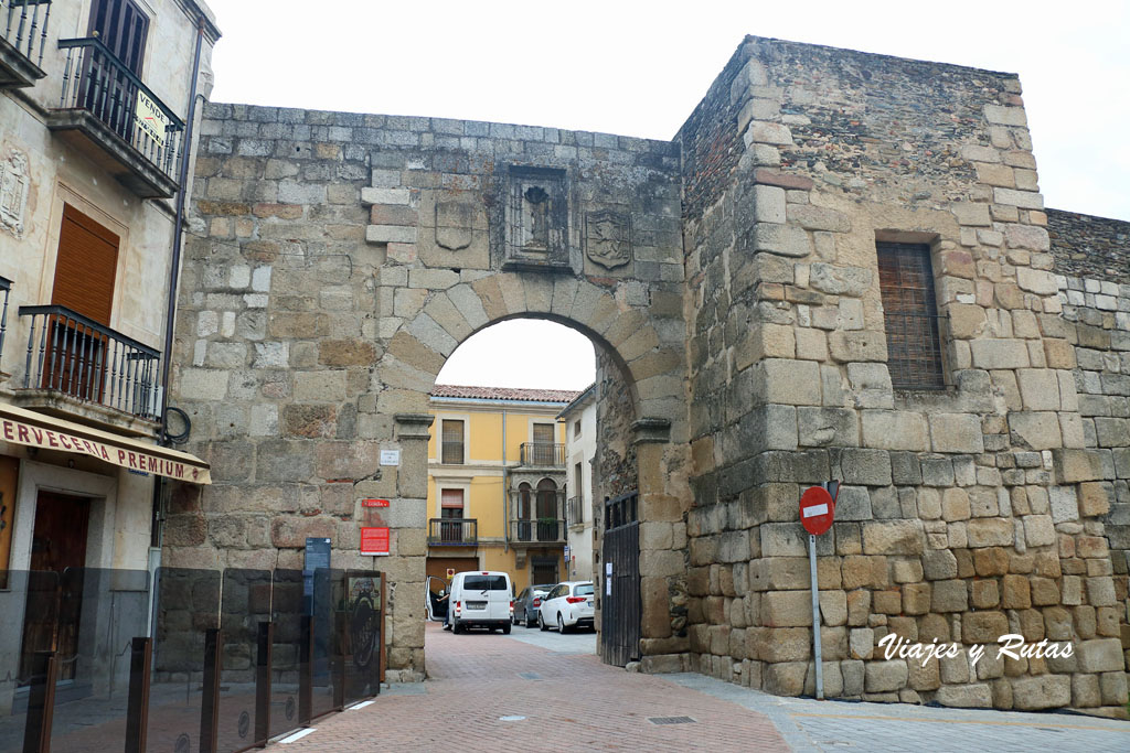 Puerta de San Francisco, Coria