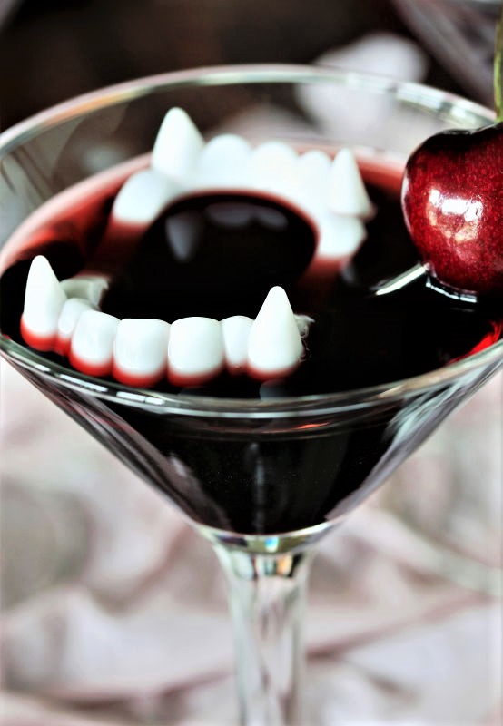 The Best Dracula's BLOOD PUNCH RECIPE - Easy Peasy Creative Ideas