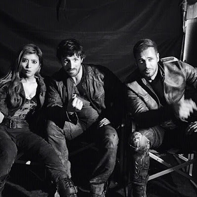 Eoin Macken, Rola and William Levy on the set of Resident Evil The Final Chapter