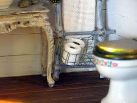 Pequeñeces: Un baño lleno de color- A bathroom full of color