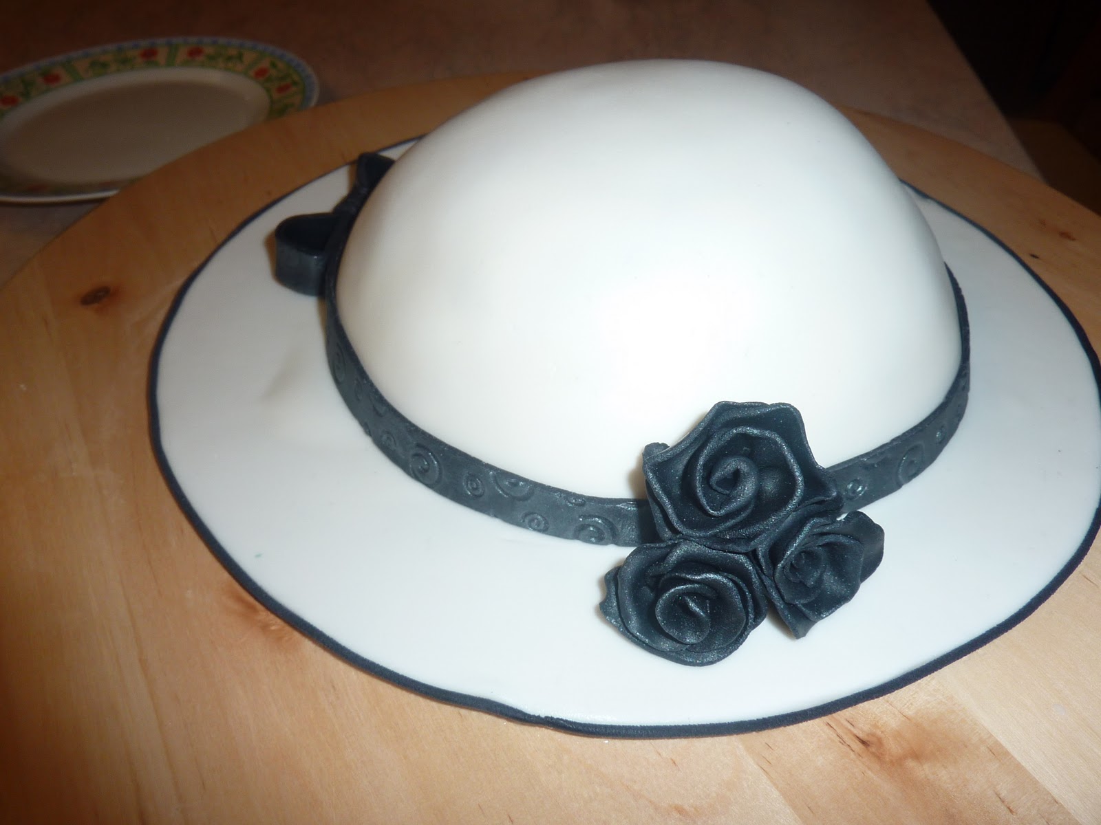 Tutti Pazzi x La PdZ (Pasta di Zucchero) Torta Cappello Donna Elegante!