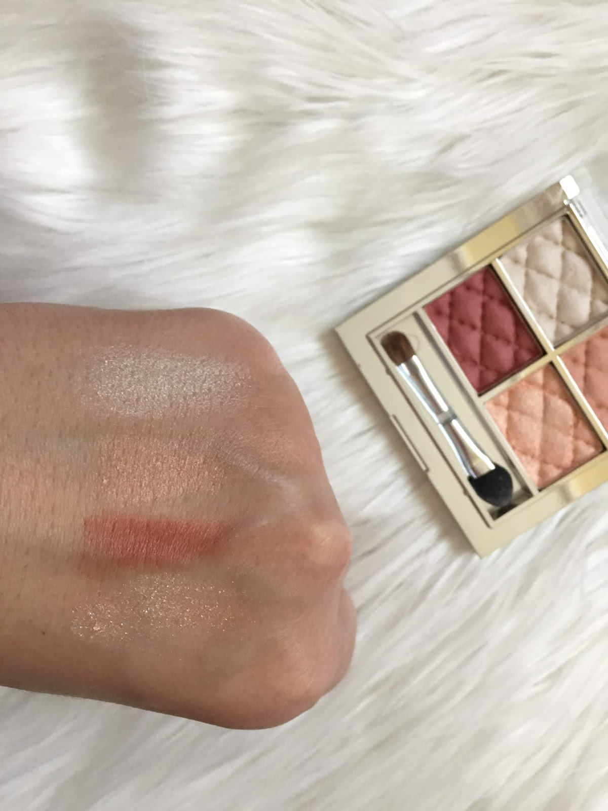 MINISO PERFECTLY DEFINED EYE SHADOW QUAD FAR PALETİ İNCELEME YAZISI