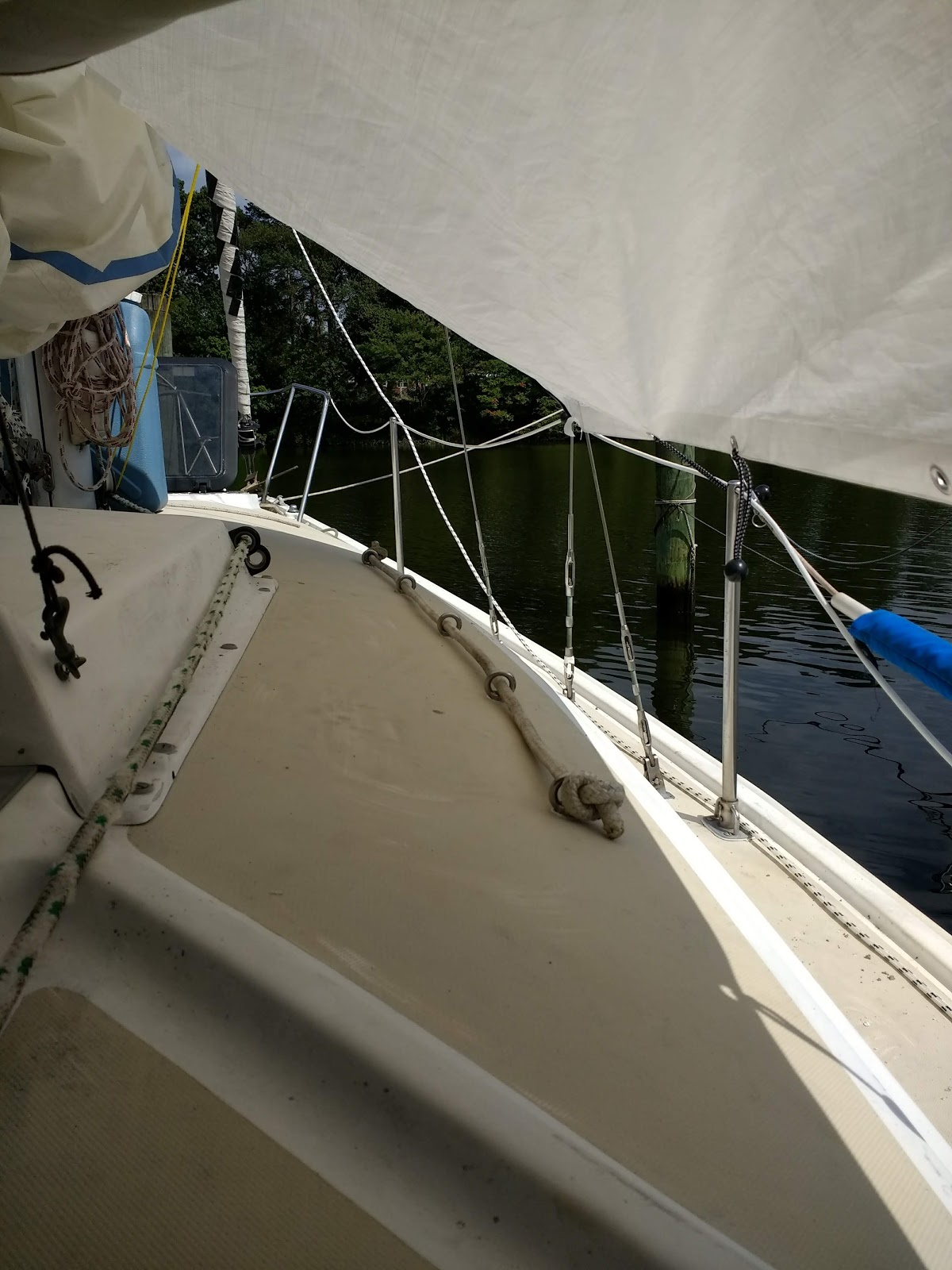 The Floating Empire DIY Grab rail for Sailboat