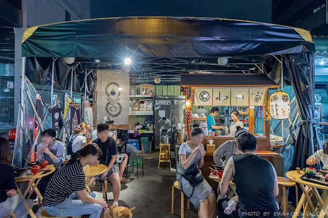 忠孝夜市,日式咖哩,排隊名店,炸雞咖哩飯,起士牛丸咖哩飯,焦糖布丁,味噌湯,台中,咖哩,日本料理,排隊美食,麵包