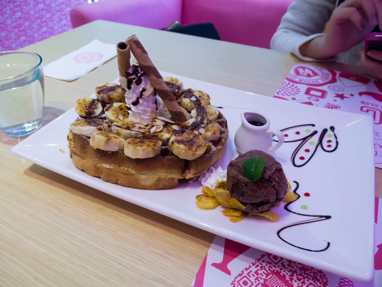 DDC Cafe 巧克力香蕉麻糬鬆餅