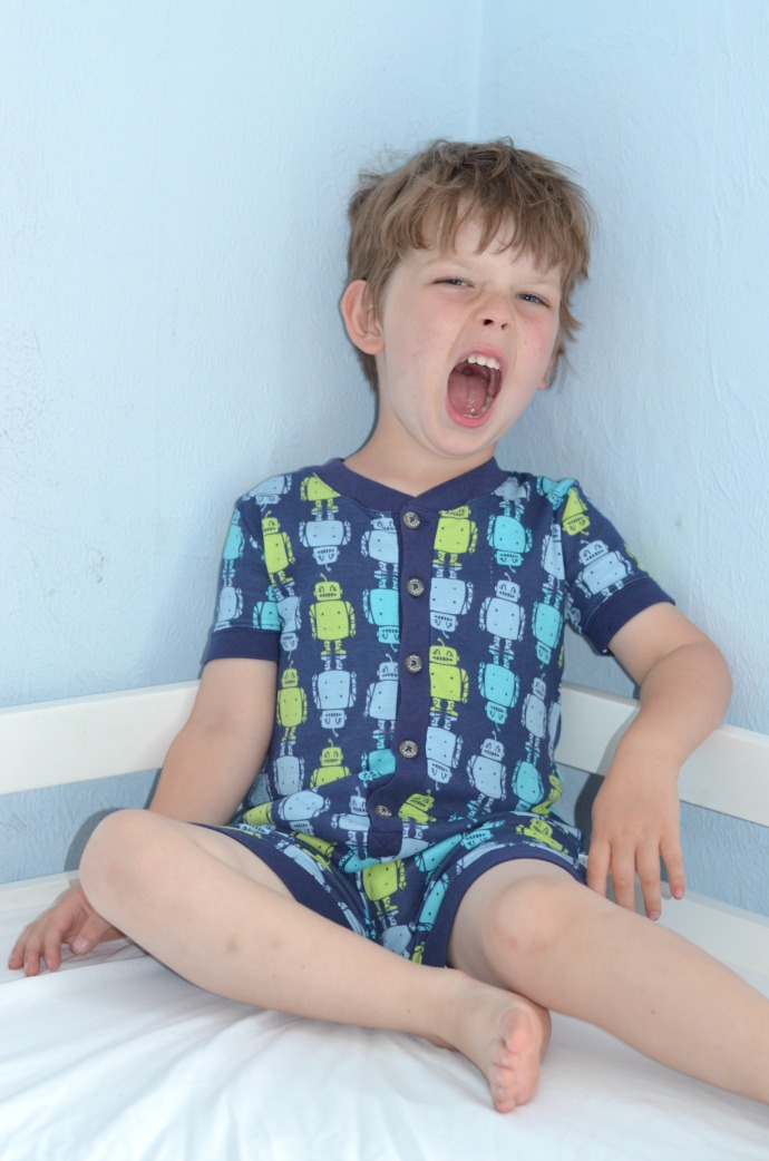 Diaper boy. BUNZIN мальчик. Дети мальчики in diapers. Robin diaper boy