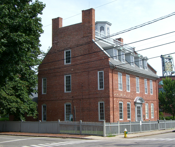 Walk Portsmouth Warner House