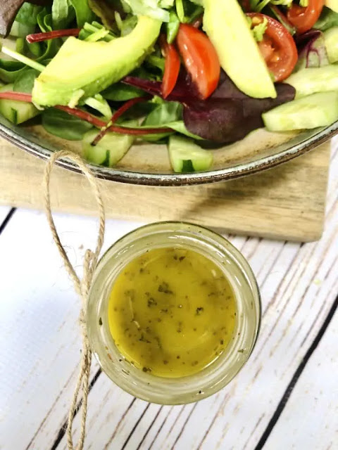 Easy vegan French dressing