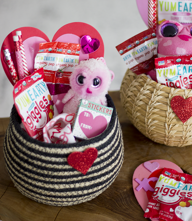 DIY Kids Valentine's Day Baskets + Handmade Valentine's Cards