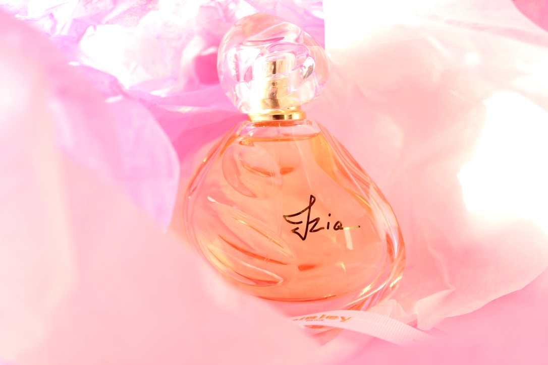 духи сислей изия. Sisley izia. Sisley izia 100 мл. Sisley izia la nuit edp 100ml tester. Sisley izia.