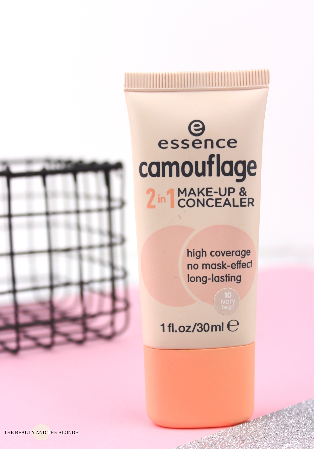 The Beauty and the Blonde essence Camouflage 2in1 Makeup