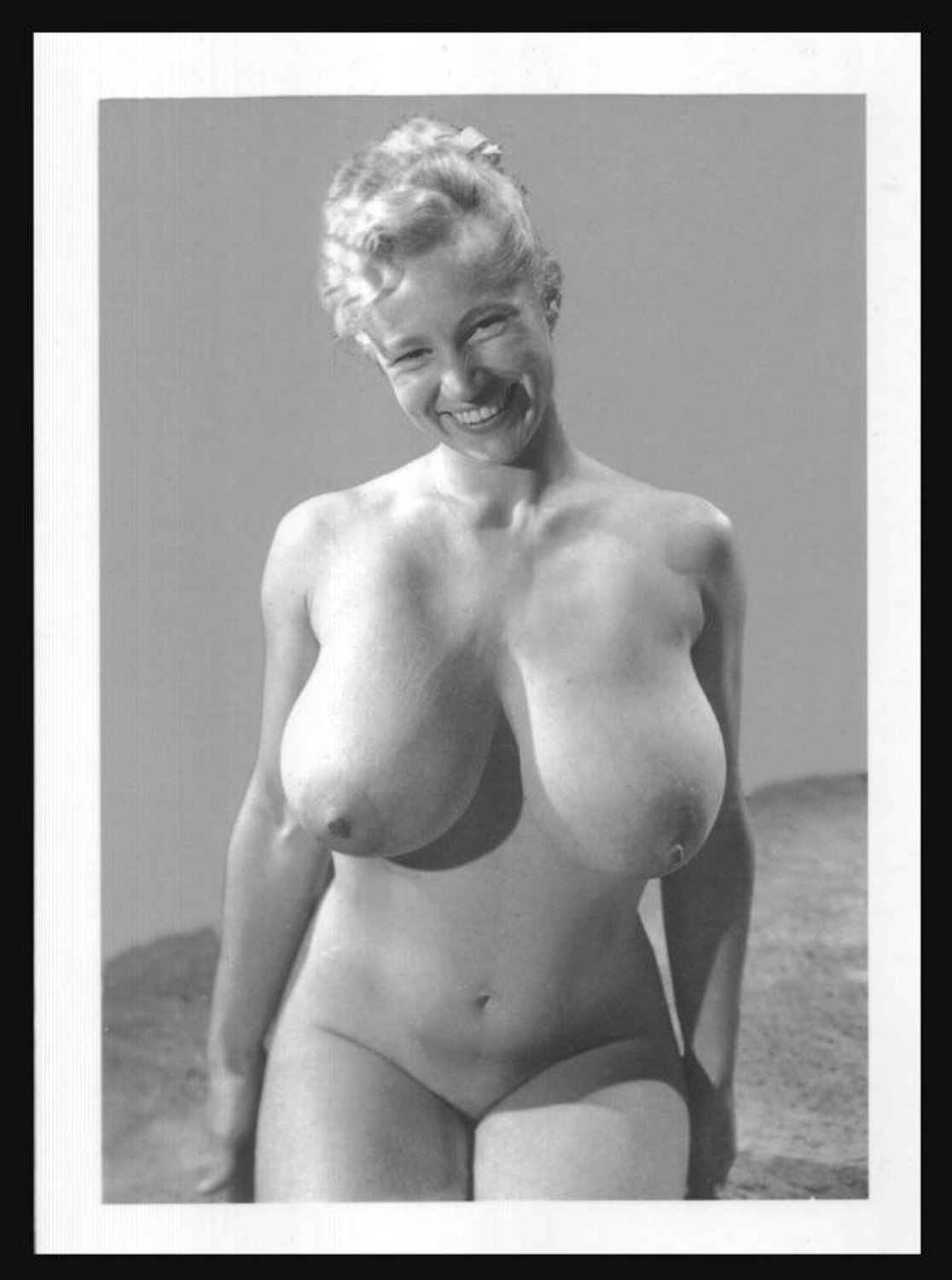 Virginia bell topless.