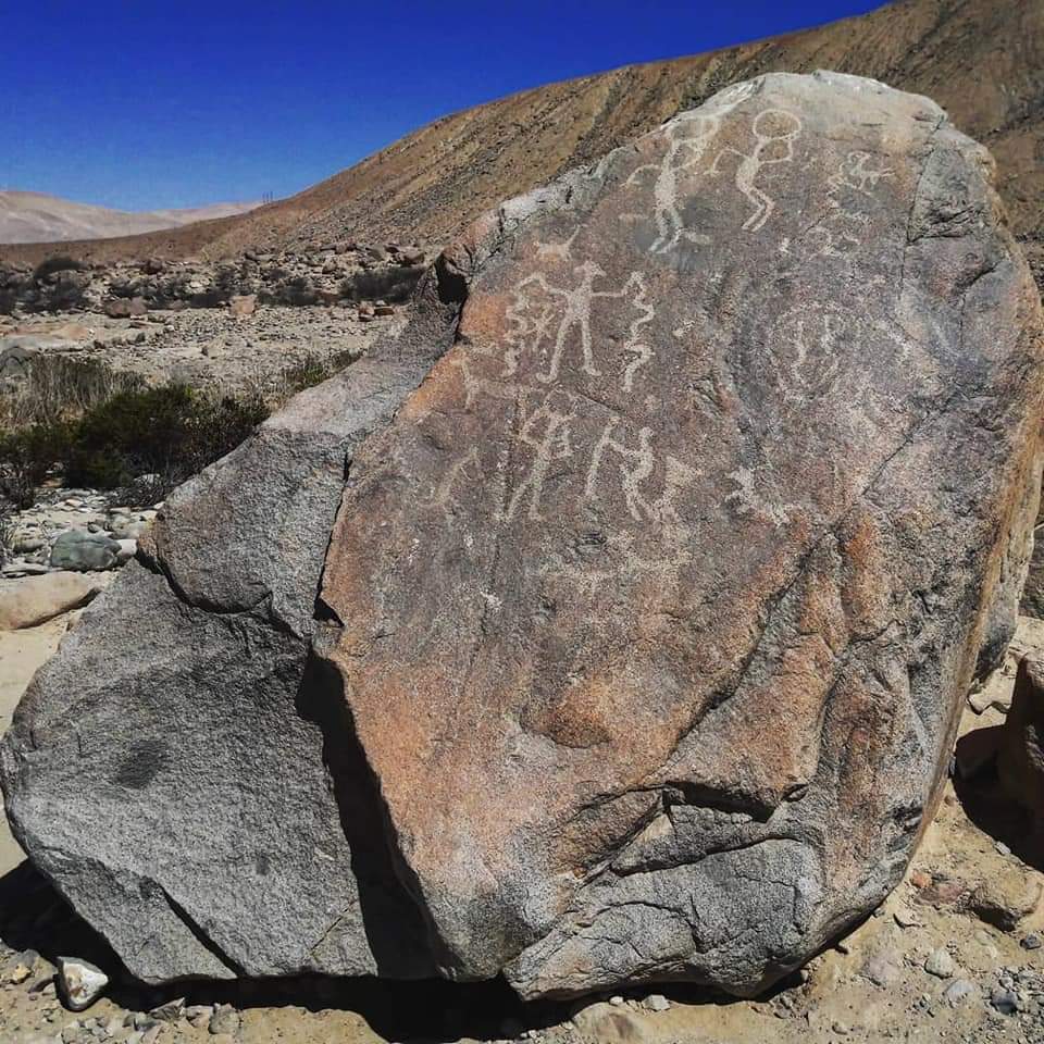 LOS ANTIGUOS PETROGLIFOS DE MICULLA