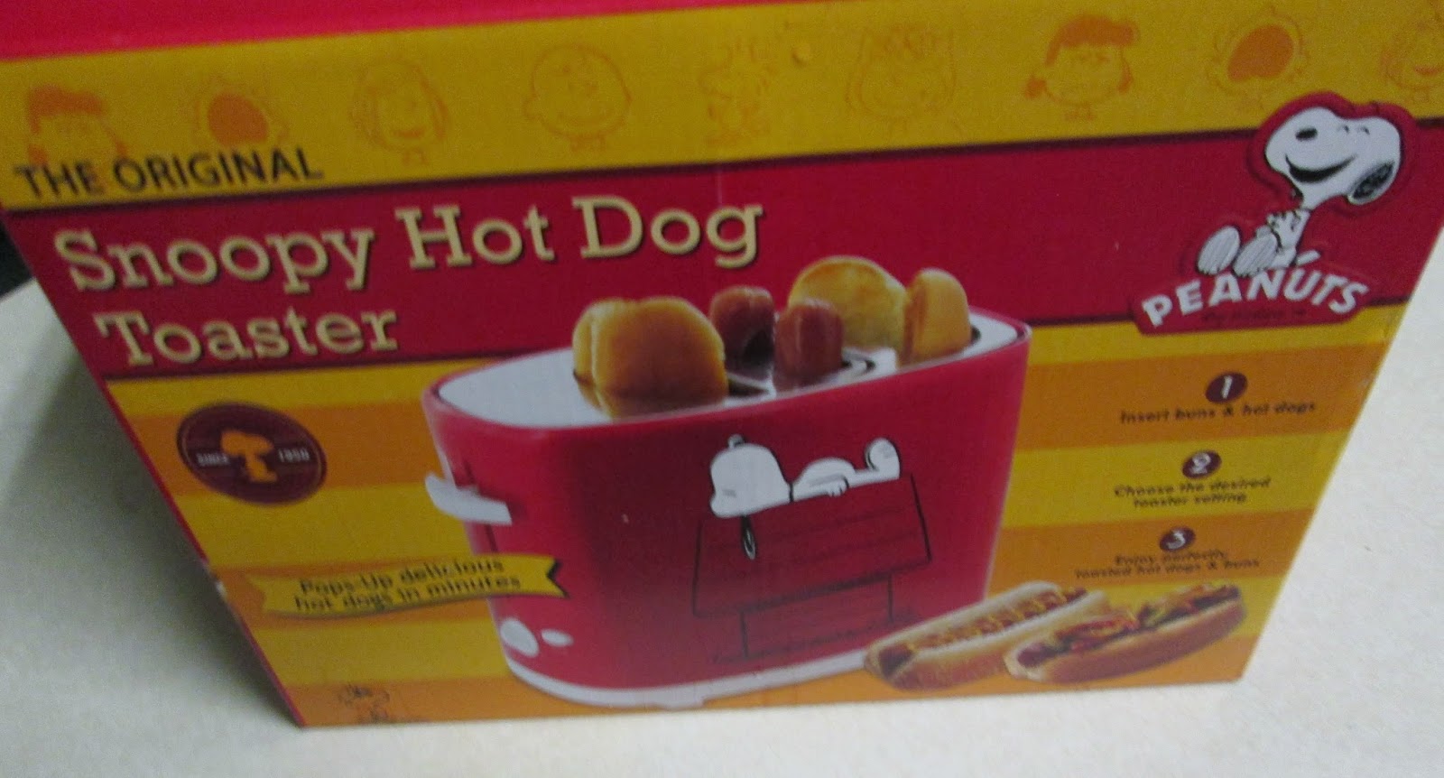 Mommie of 2: Smart Planet Snoopy Hot Dog Toaster #Giveaway 1/5 CLOSED
