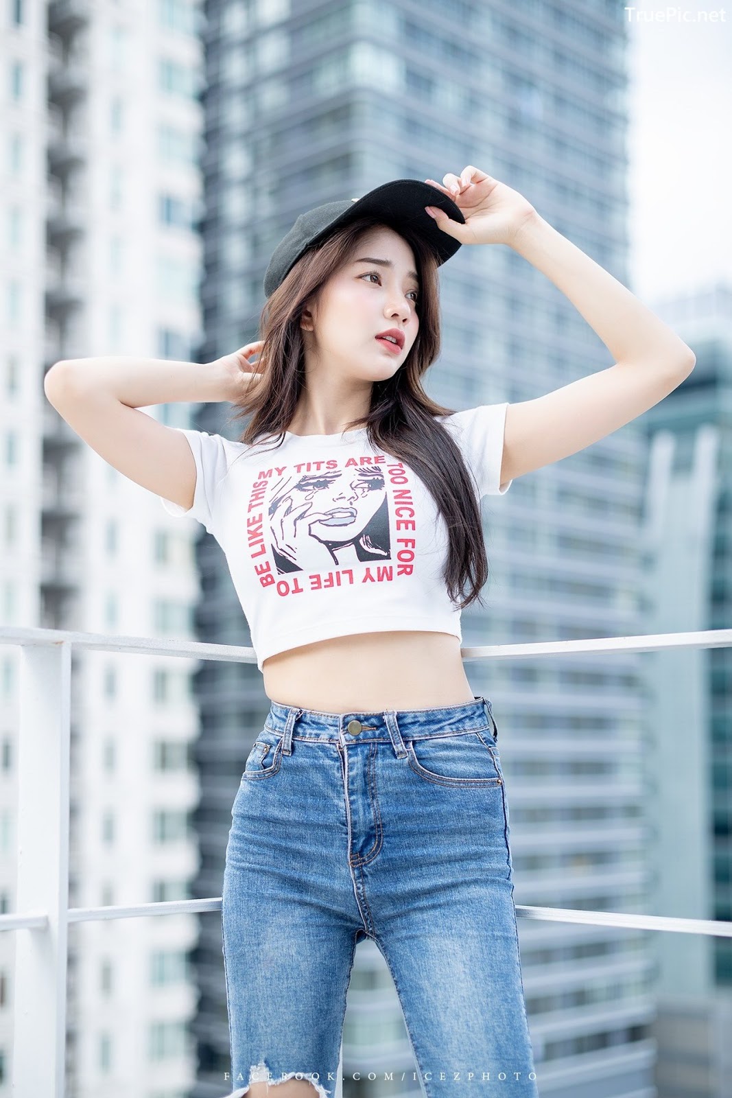 Thailand Pretty Model - Anun Sasinun - Outfit City Walking Tour