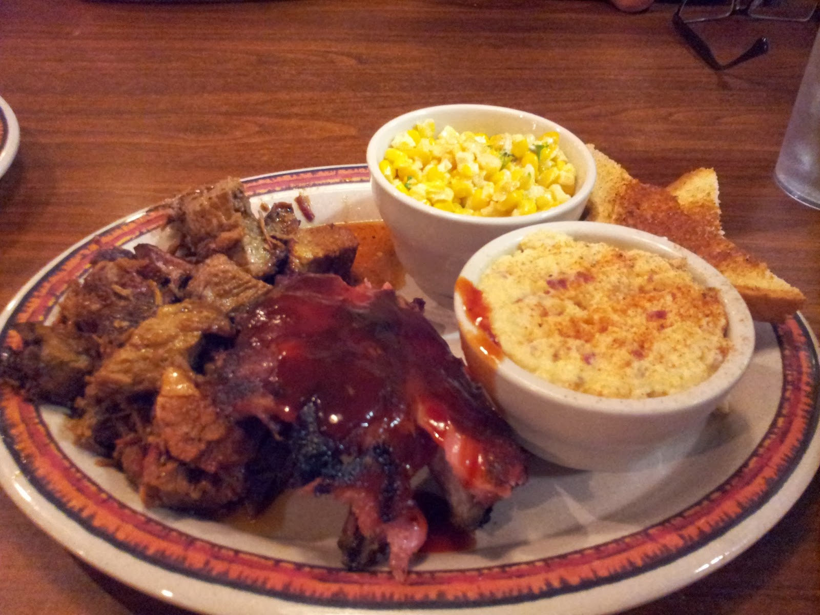 Simple Light BBQ Review BubbaQ's Ottumwa Iowa