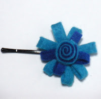 Horquilla fieltro en azules. VENDIDA