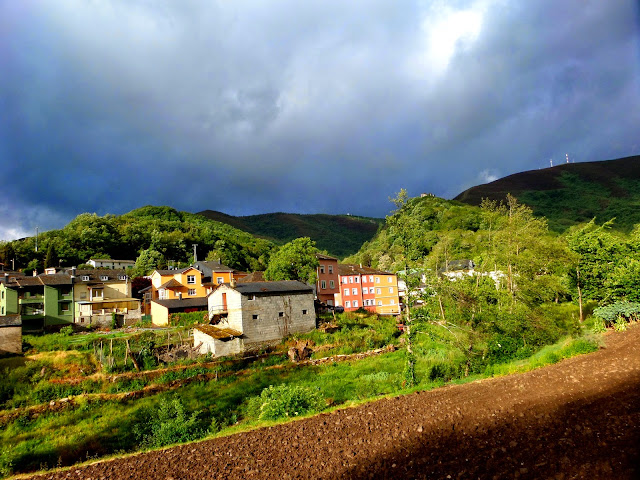 Fotografiando Cumbres: Camino Francés, Trabadelo a Laguna de Castilla