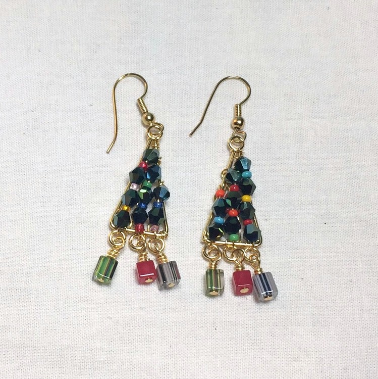 Lisa Yang's Jewelry Blog: Holiday Earring Designs - Ornament and ...