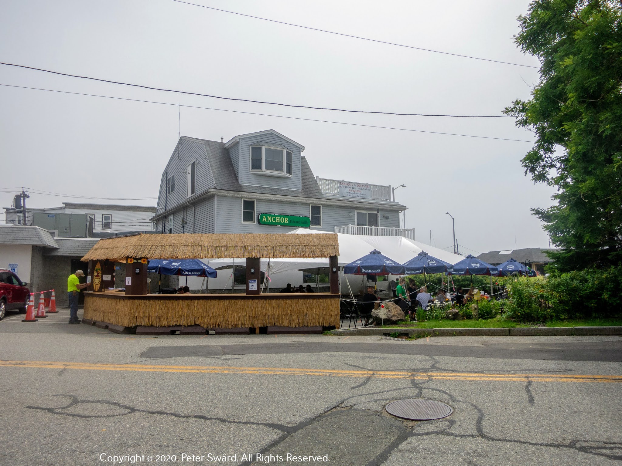 The Daily Lunch Anchor Pub & Grille Beverly