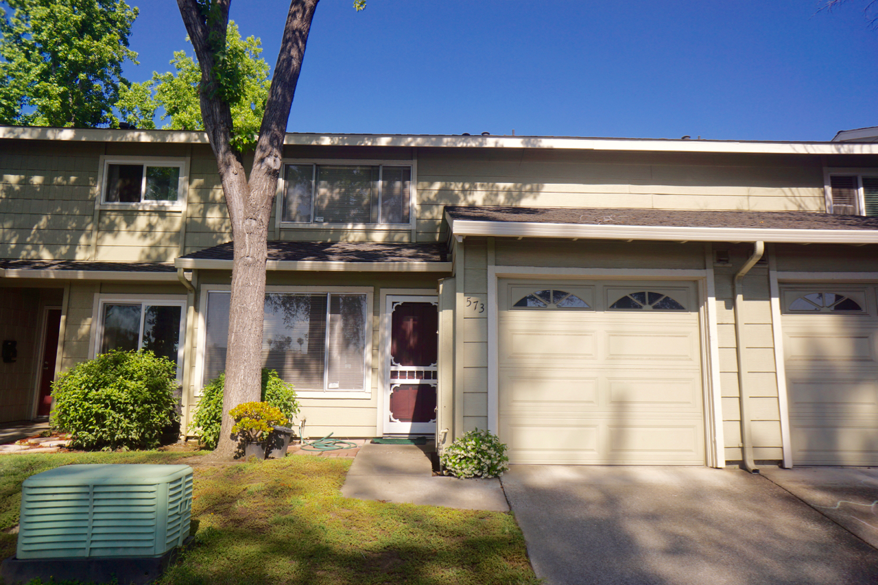 573 Latimer Circle Campbell, CA 95008