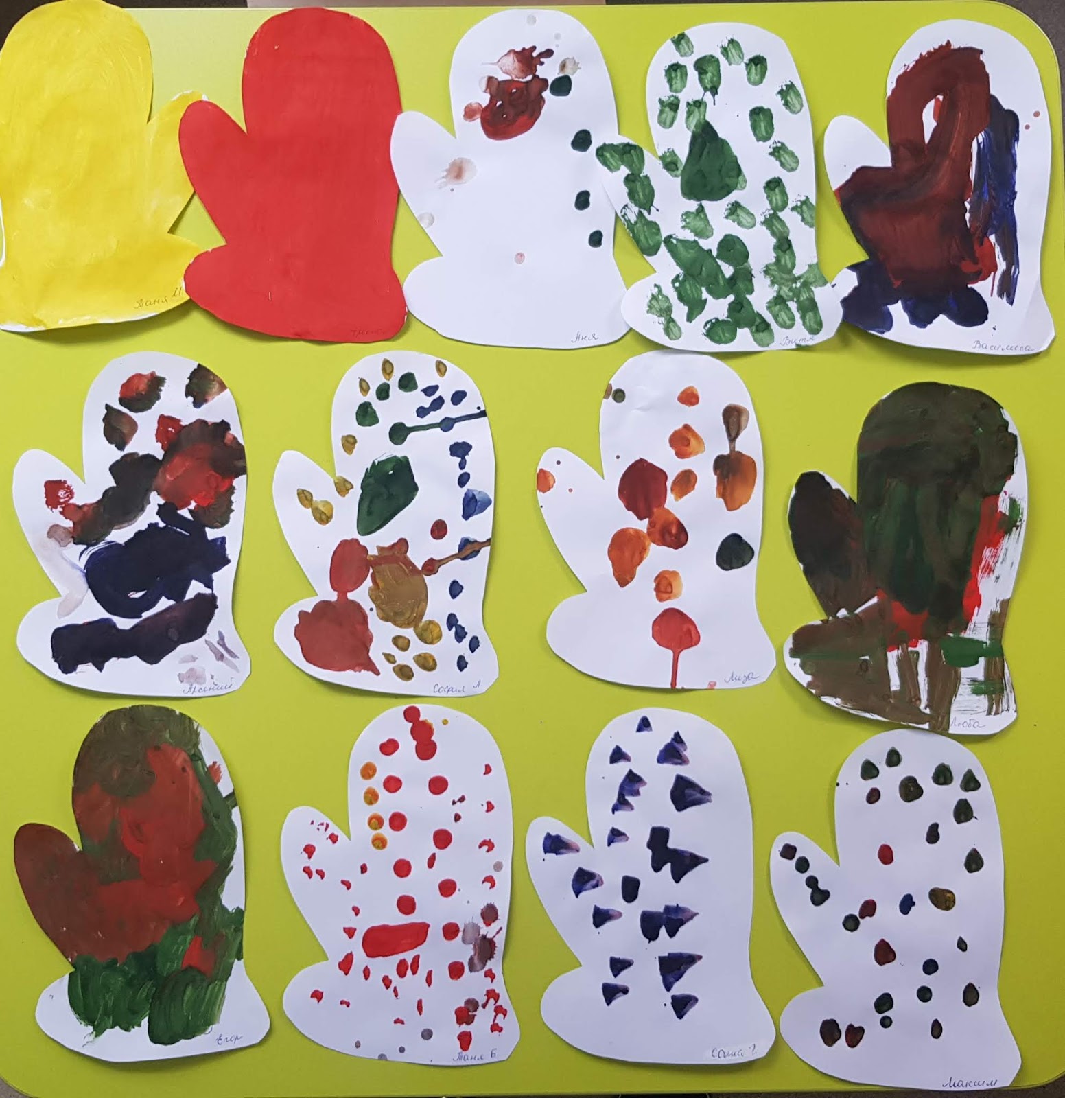 украшать рукавичку вторая младшая группа. рукавицы манси ханты. аппликация рукавички. аппликация варежки. а.