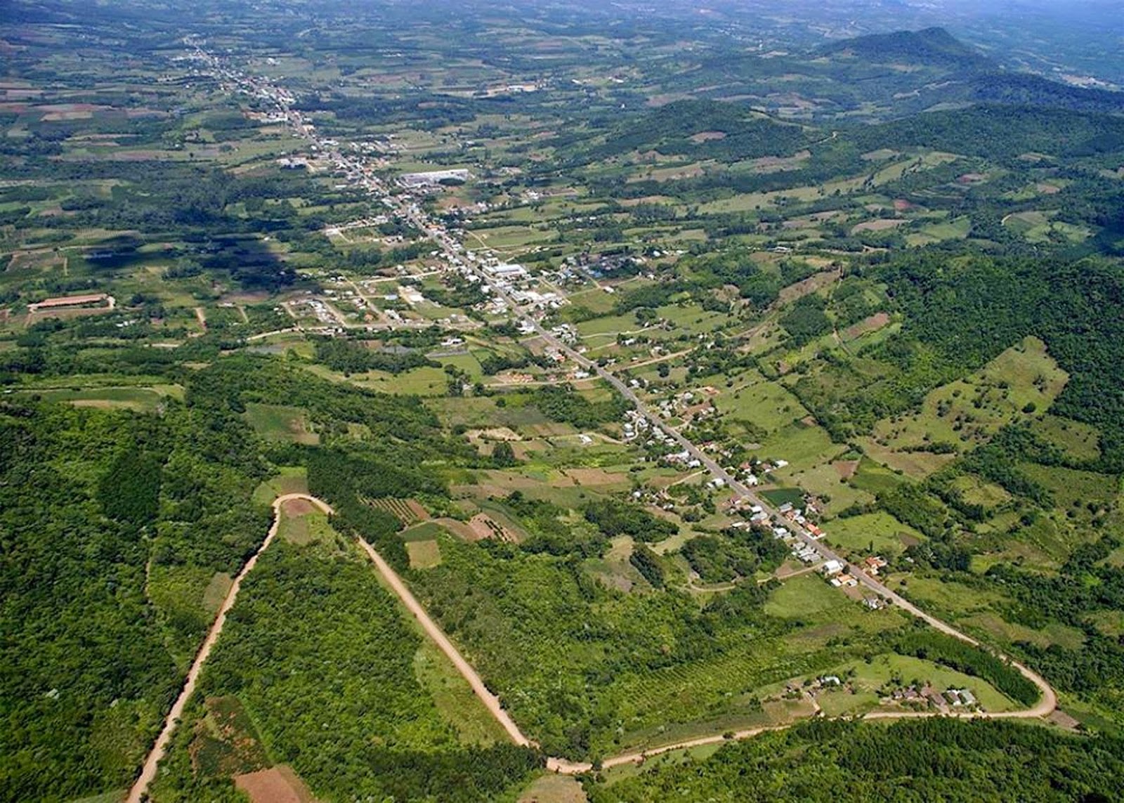 HISTÓRIAS DO VALE DO CAÍ 4599 Vista aérea de São José do Hortêncio