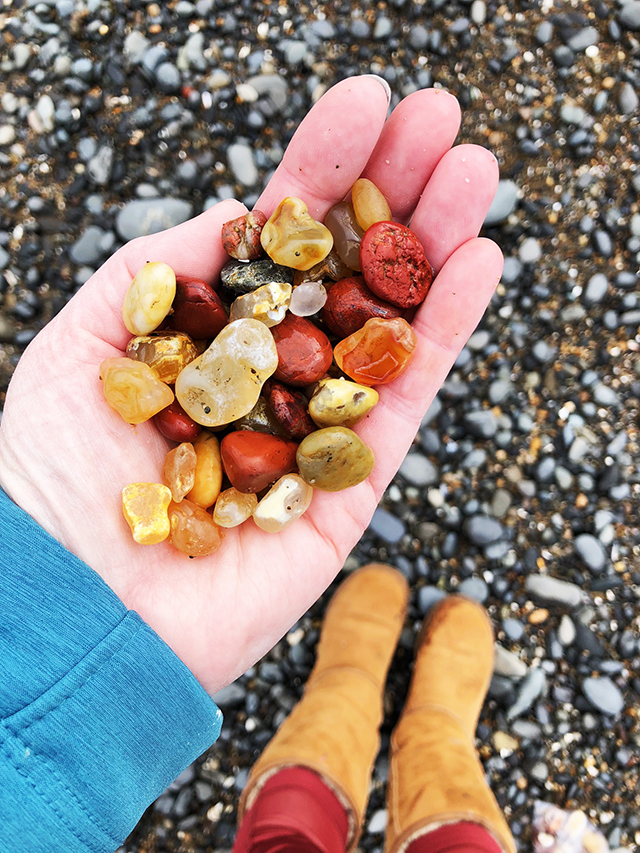 exploring we will go: agate hunting