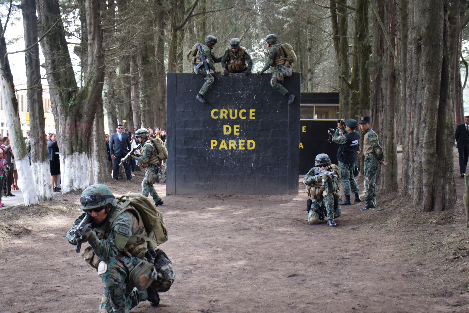 Escuela de Infantería del Ejército CURSO DE COMBATE URBANO