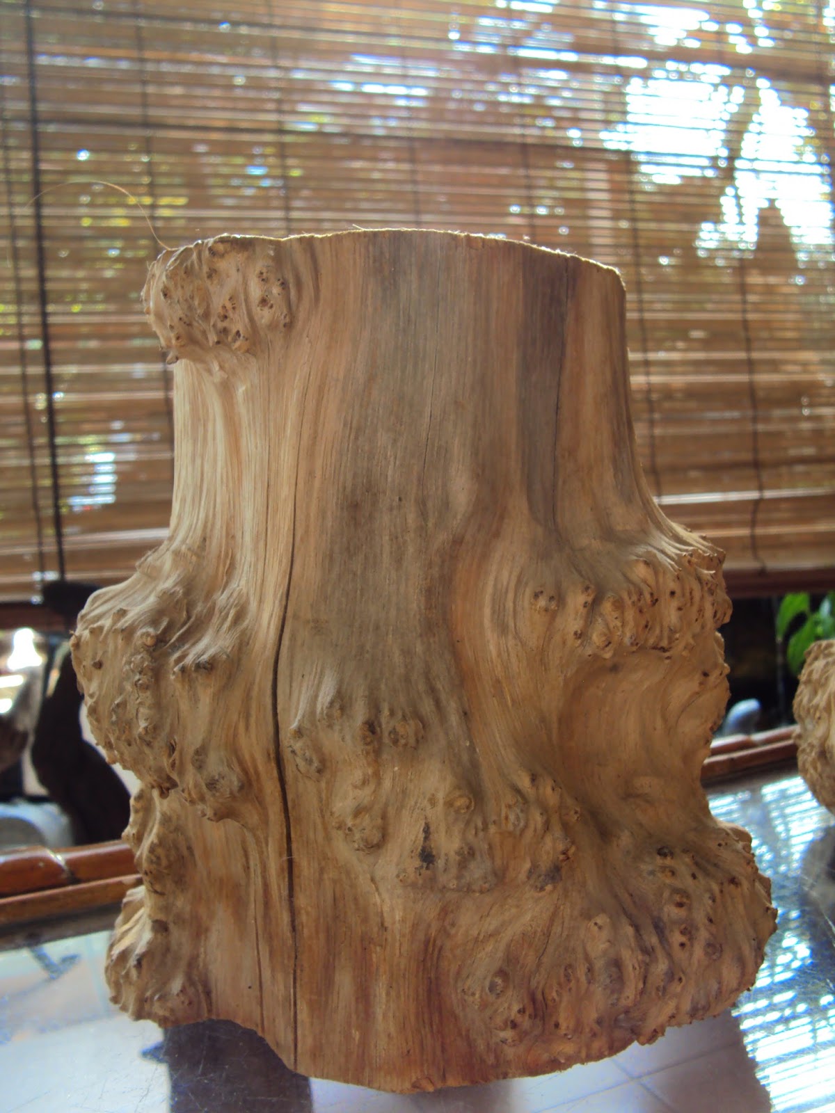 Malaysian Natural Wood Furnitures Bedside Table Lamps