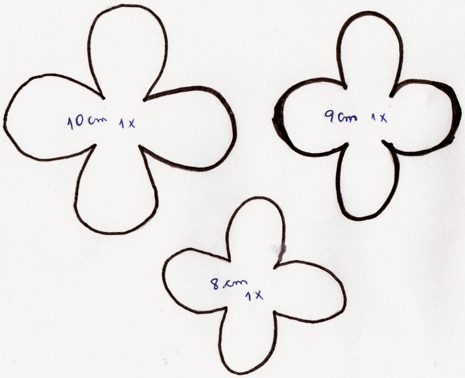 Cheias de Mimimi: DIY: Faça você mesmo - Rosas em eva.